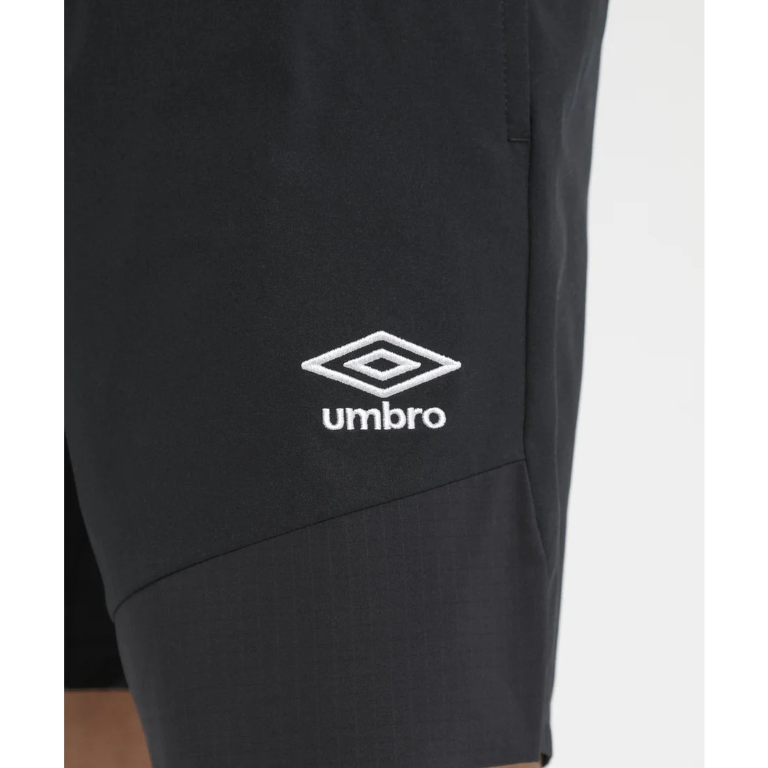 [THE THIRD by UMBRO] 運動彈力梭織短褲
